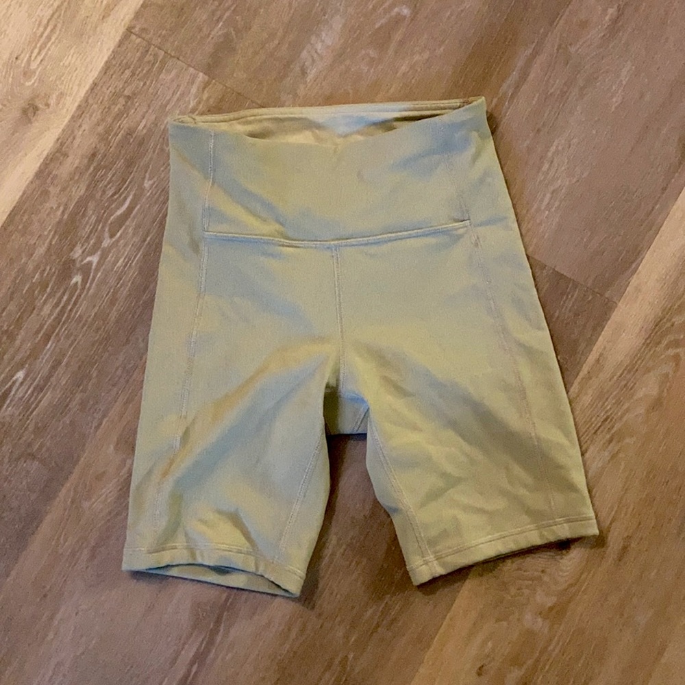 Lulu light green biker shorts